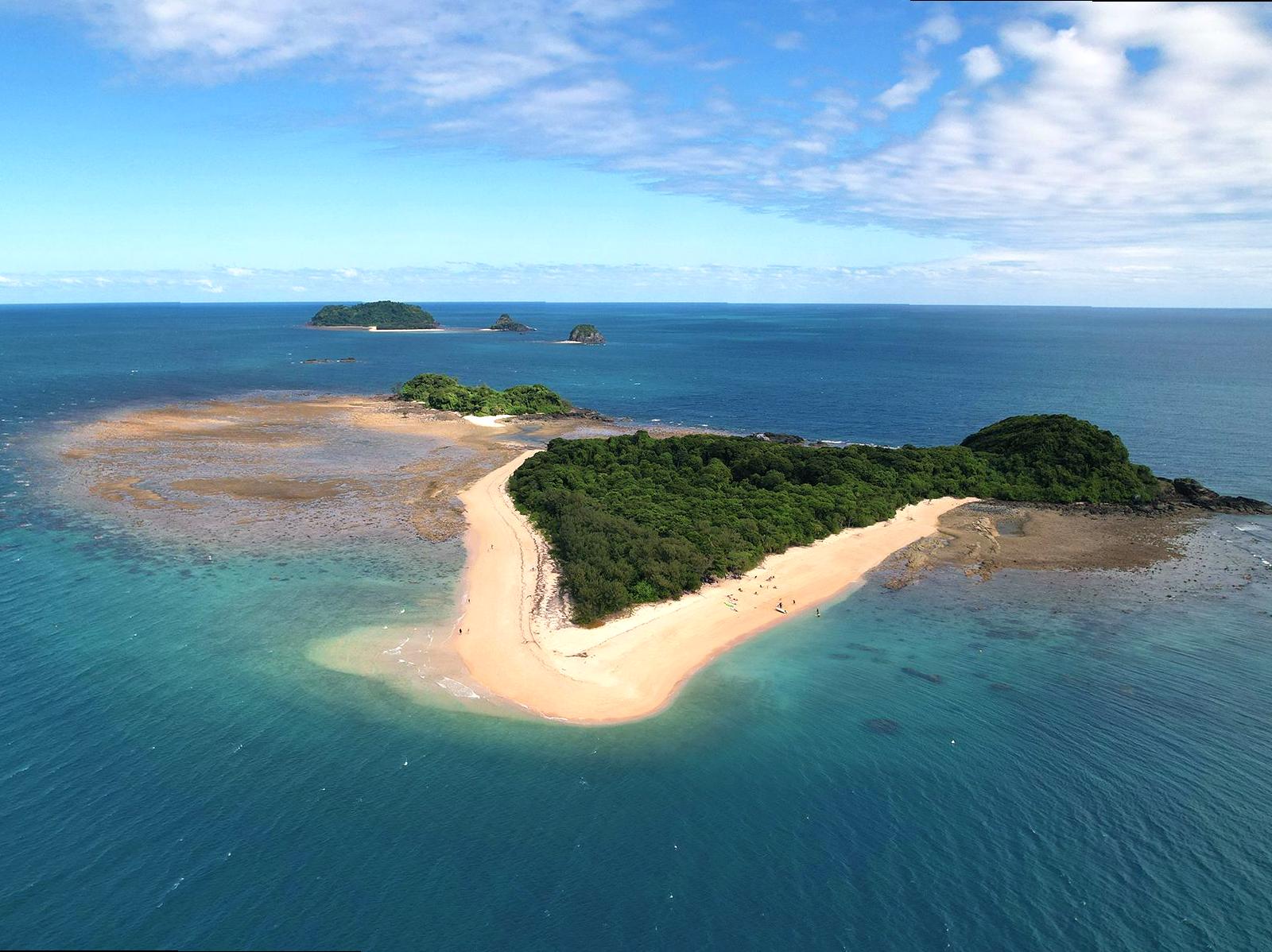 Journey to the Periphery of the Frankland Islands